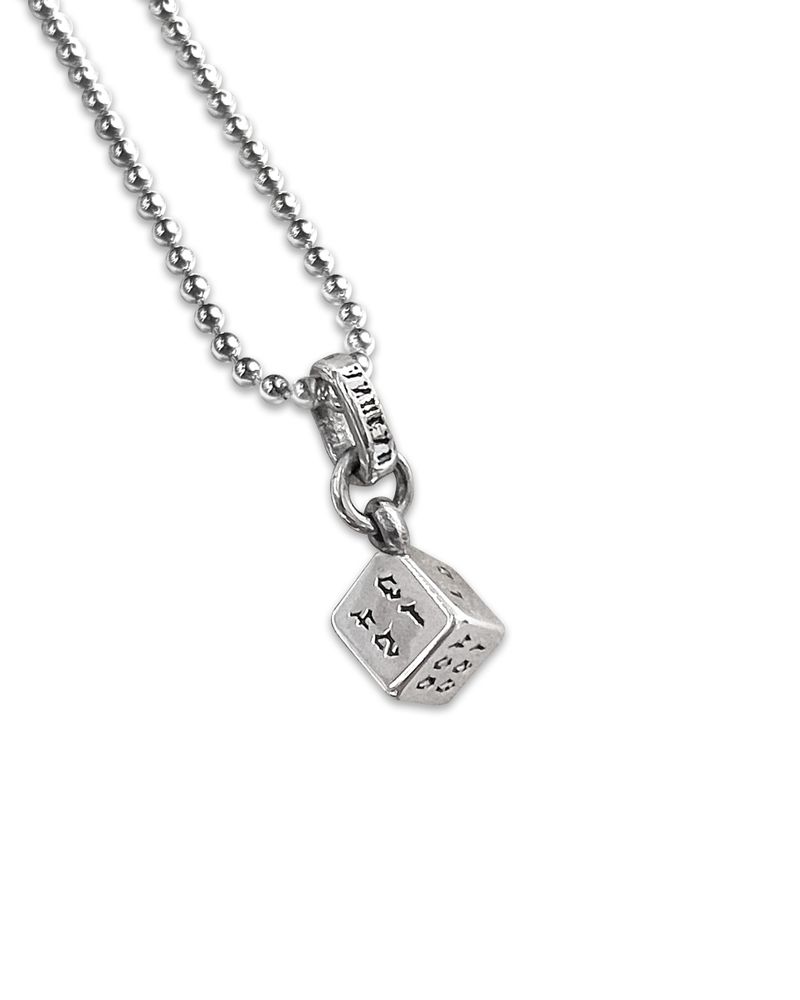 AE DICE CHAIN PENDANT