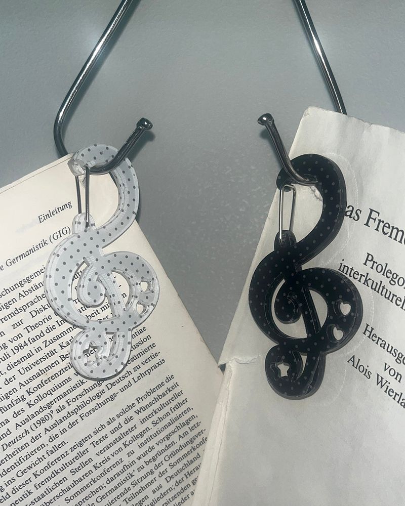 Mutation dot Pattern Carabiner Keyring