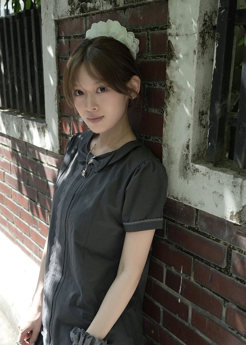 Lean Bow Blouse (grey)