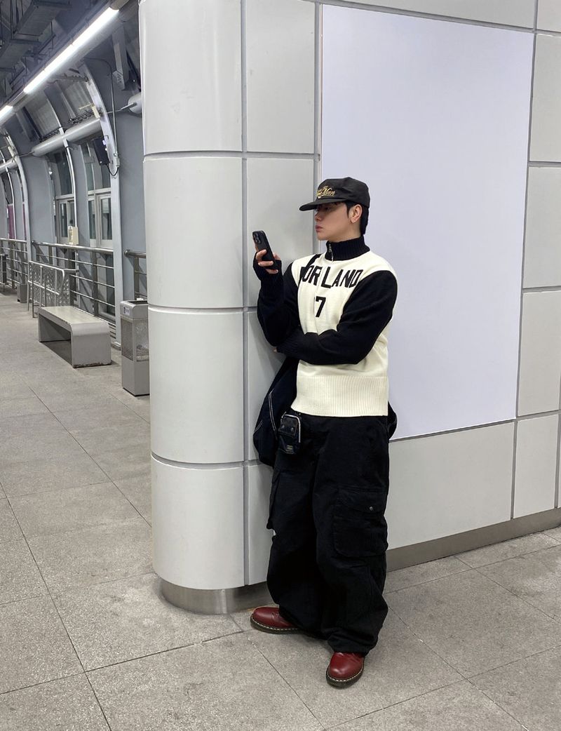 No.1577 PL half ZIP fh KNIT