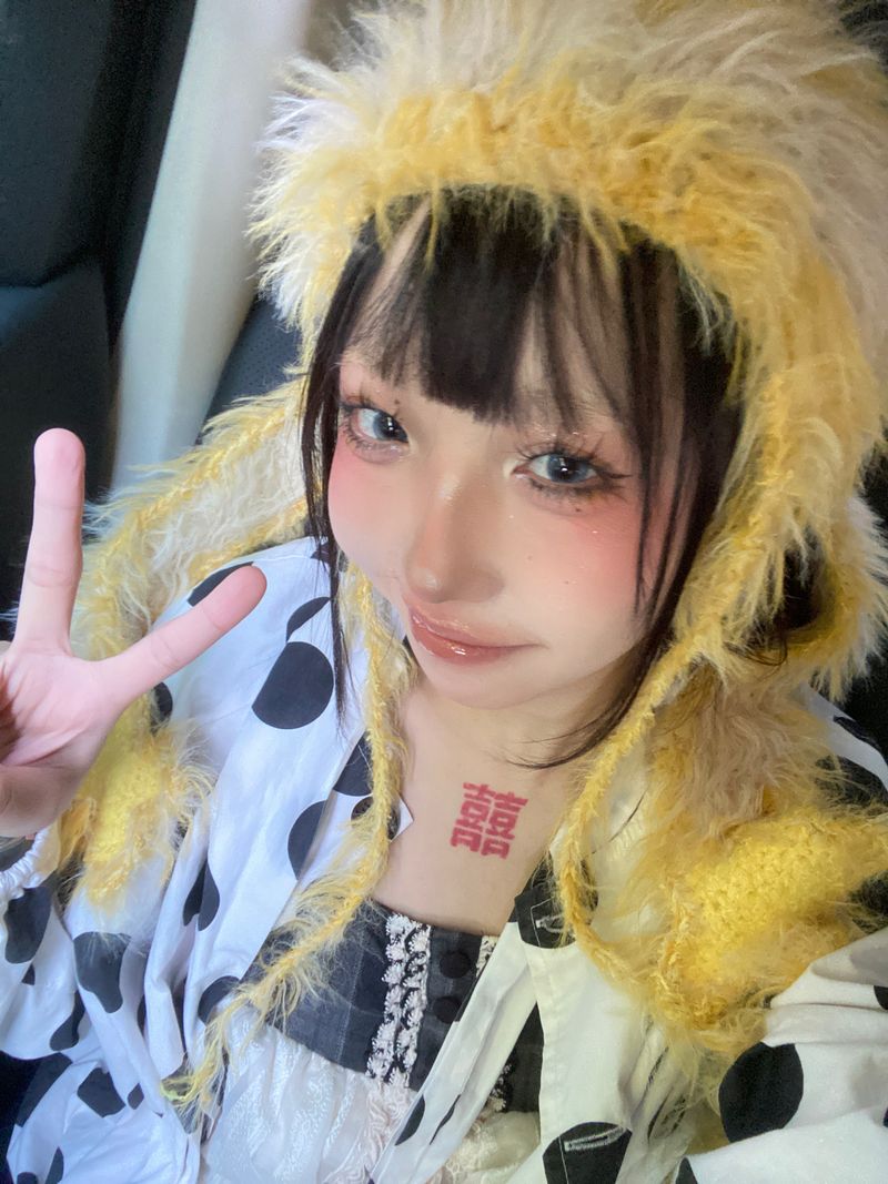 スターチャーム付きフロッピーバニーイヤークロシェハット