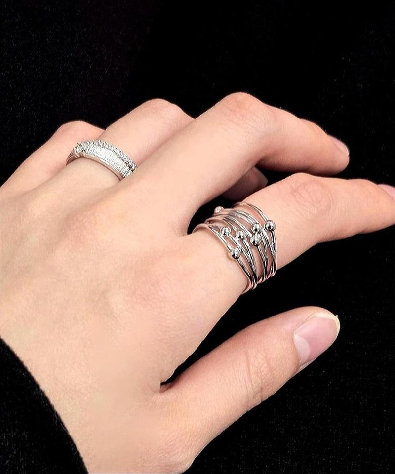 Silver Ball Orbit Layered Bold Ring