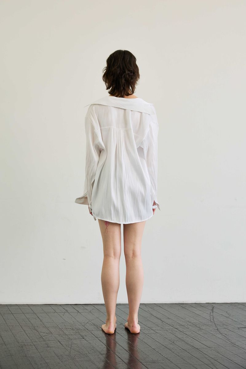 LUMINOUS OVERSIZED SHIRT / WHITE