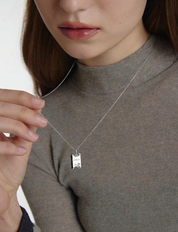 hyeres lor（イエール・ロール）の「26SS★ [Premium Plating] Volume Square AB(W) H BAR Necklace L（Accessories）」
