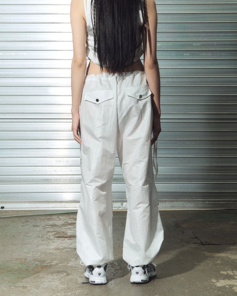 glossy snap jogger pt - white