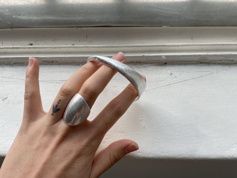 [MADE] Unbalance Cuff