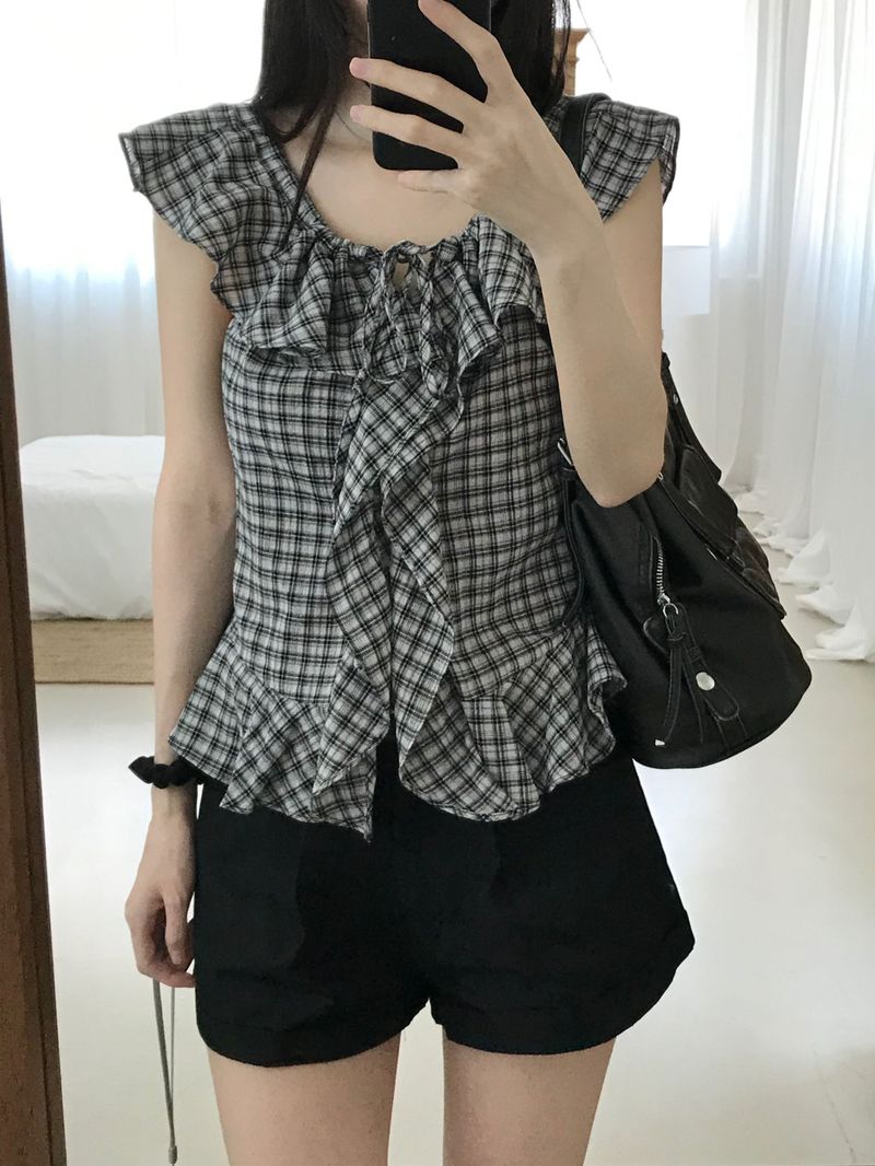 Checked frill blouse (2 colors)