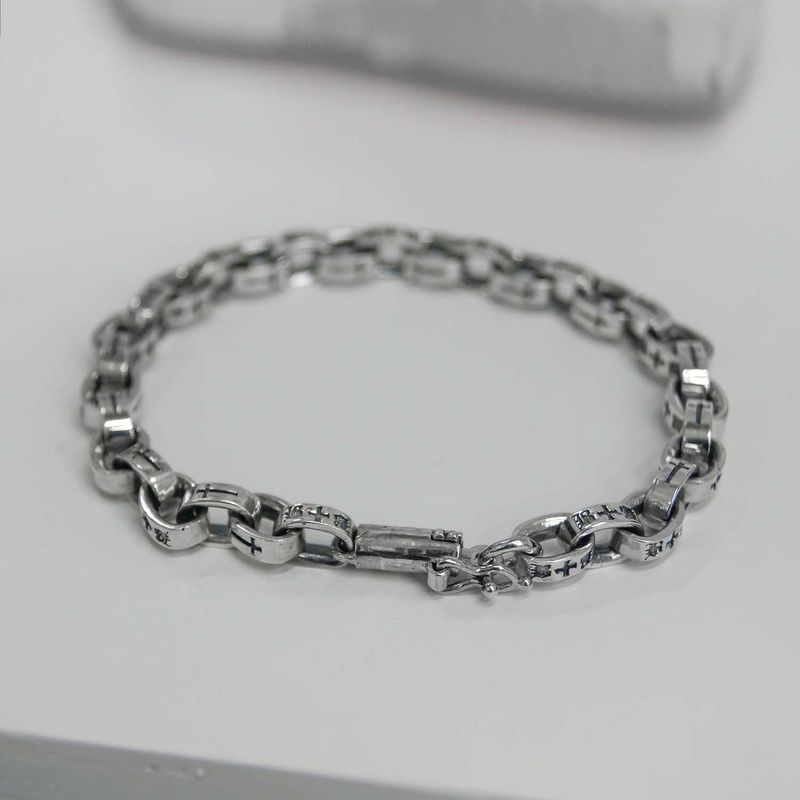 BLESSED BULLET（ブレスドブレット）の「8mm Lettering Box Chain Bracelet（Accessories）」