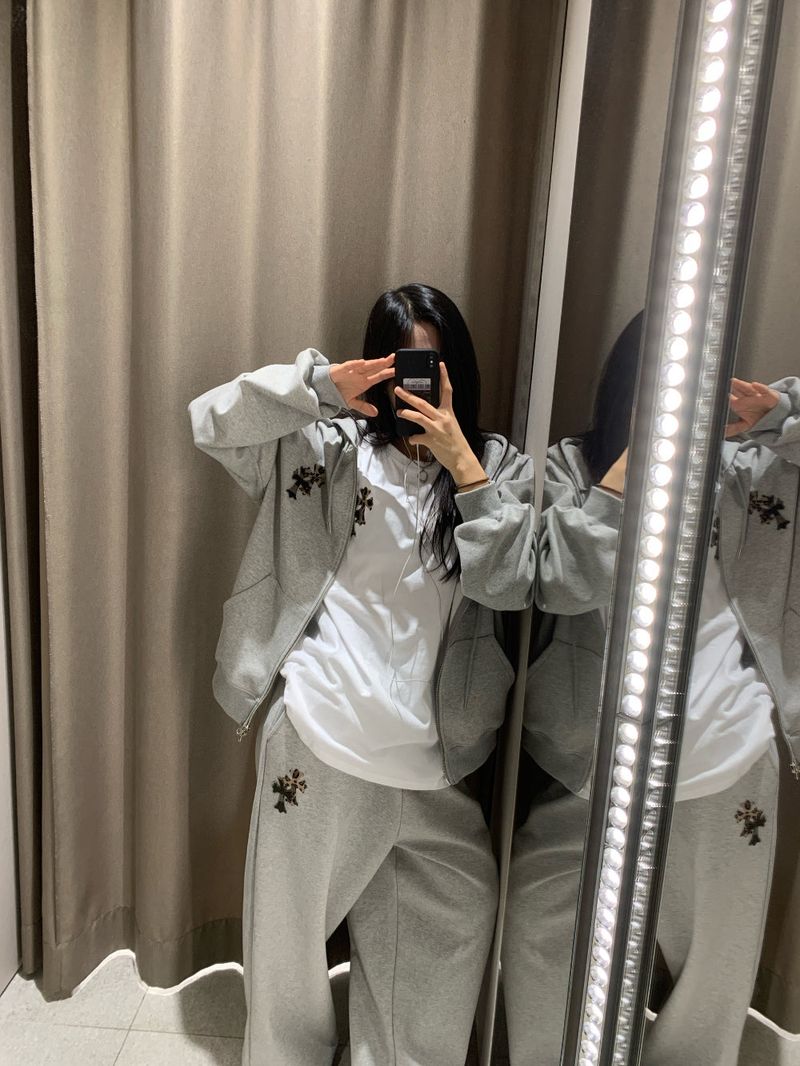 Reho Cross Patch Hoodie Zip-UP