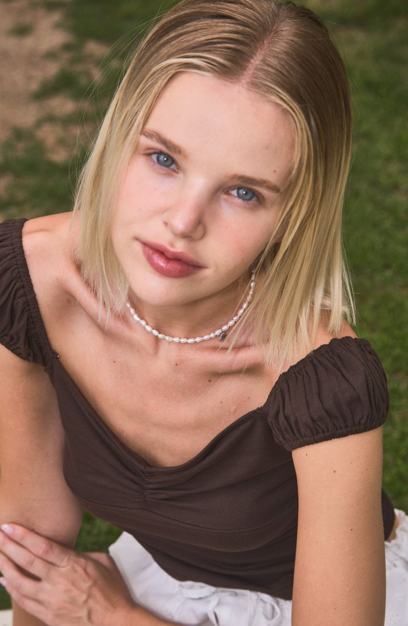 HANDMADE NATURAL PEARL NECKLACE