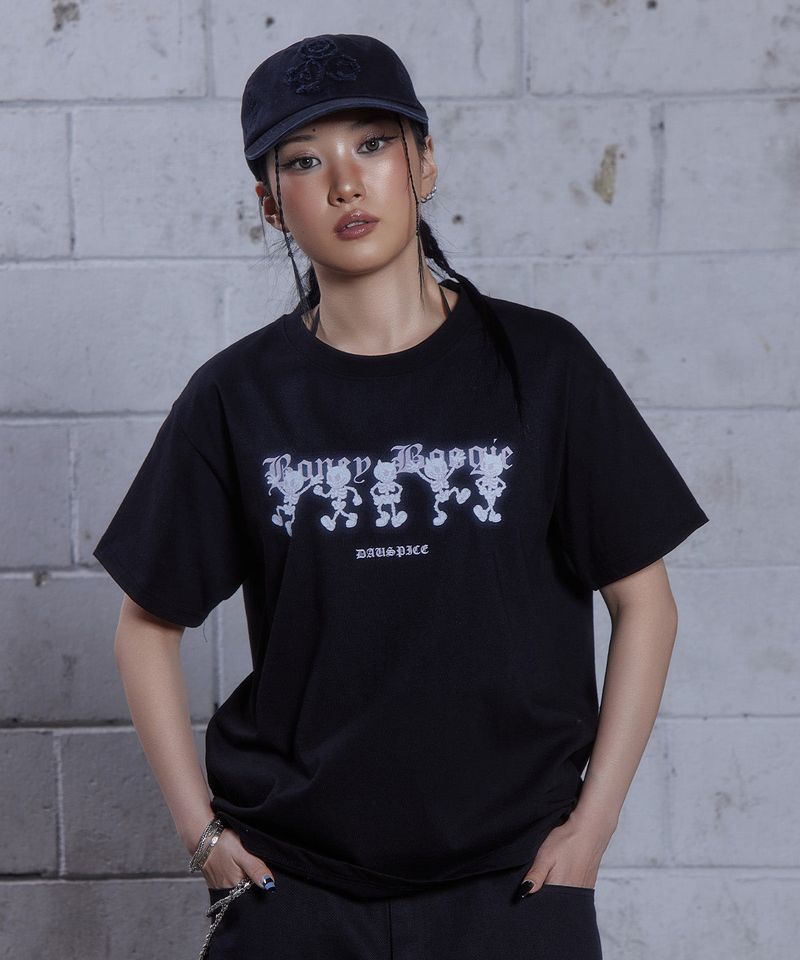 DAUSPICE(DUC)（ダウスピス）の「(DUC) BB グラフィックTシャツ ブラック（トップス）」