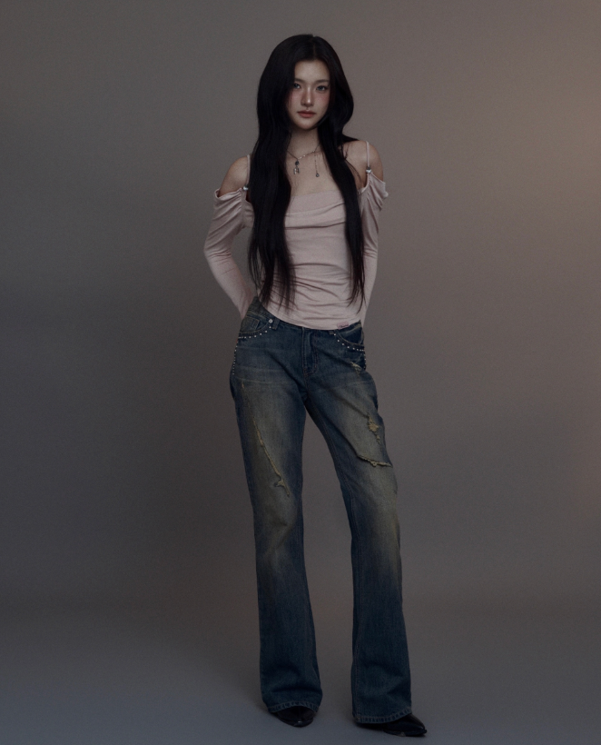 Sundown Rivet Straight - Fit Denim