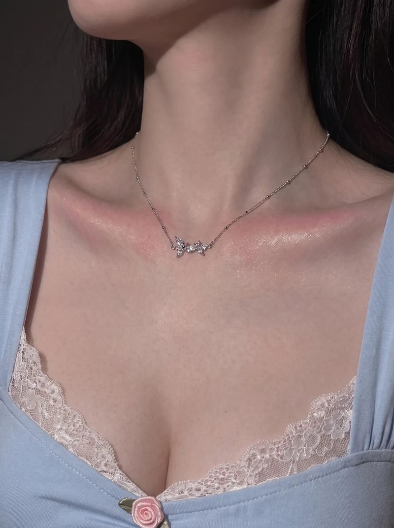 [Baby DONT Cry Yihyun Necklace/Anti-tarnish] Dreamy Crystal Semi Choker Necklace