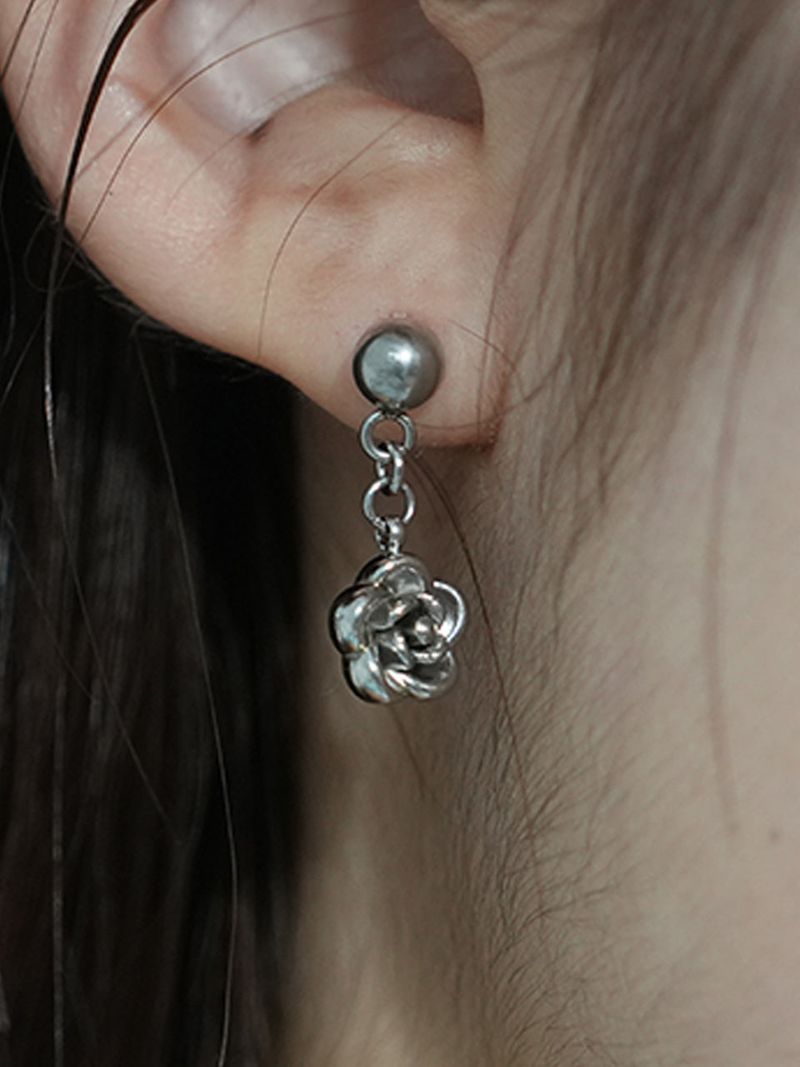 Boho Libertude（ボホリベルチュード）の「ロージーフェードピアス（アクセサリー）」