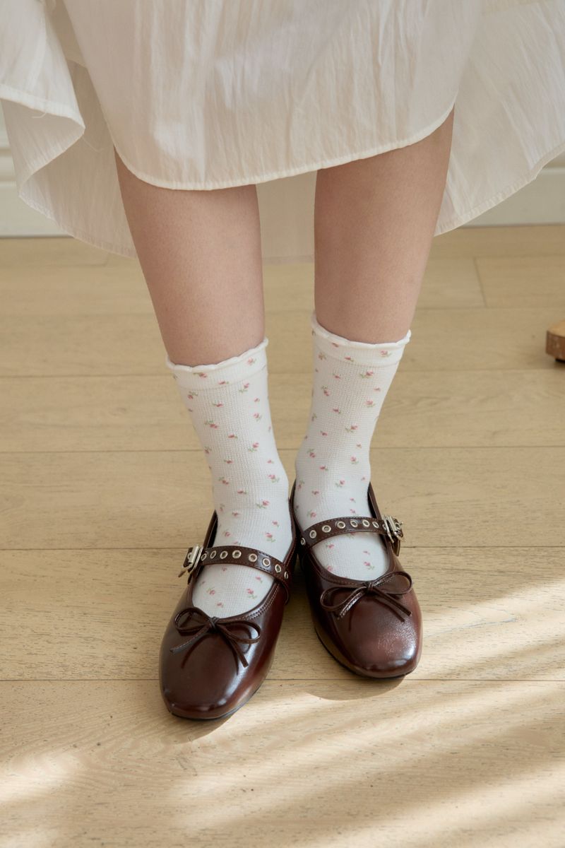 PINK PINEAPPLE（ピンクパイナップル）の「[3EA 1SET] PETIT FLOWER SOCKS（Fashion Accessories）」