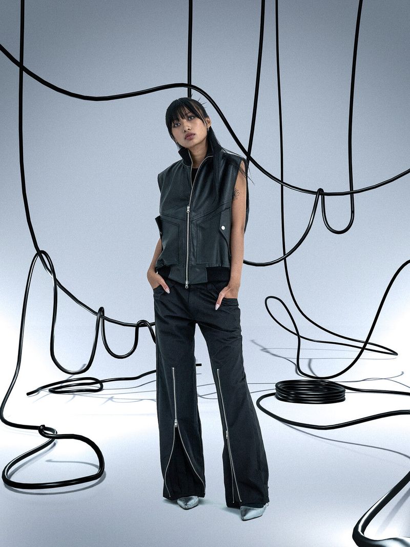 Ghost In The Shell Zip Pleat Pants (Black)