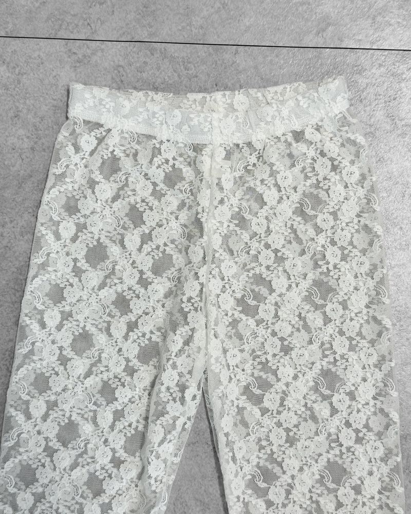 NOIR LACE RIBBON LEGGINGS