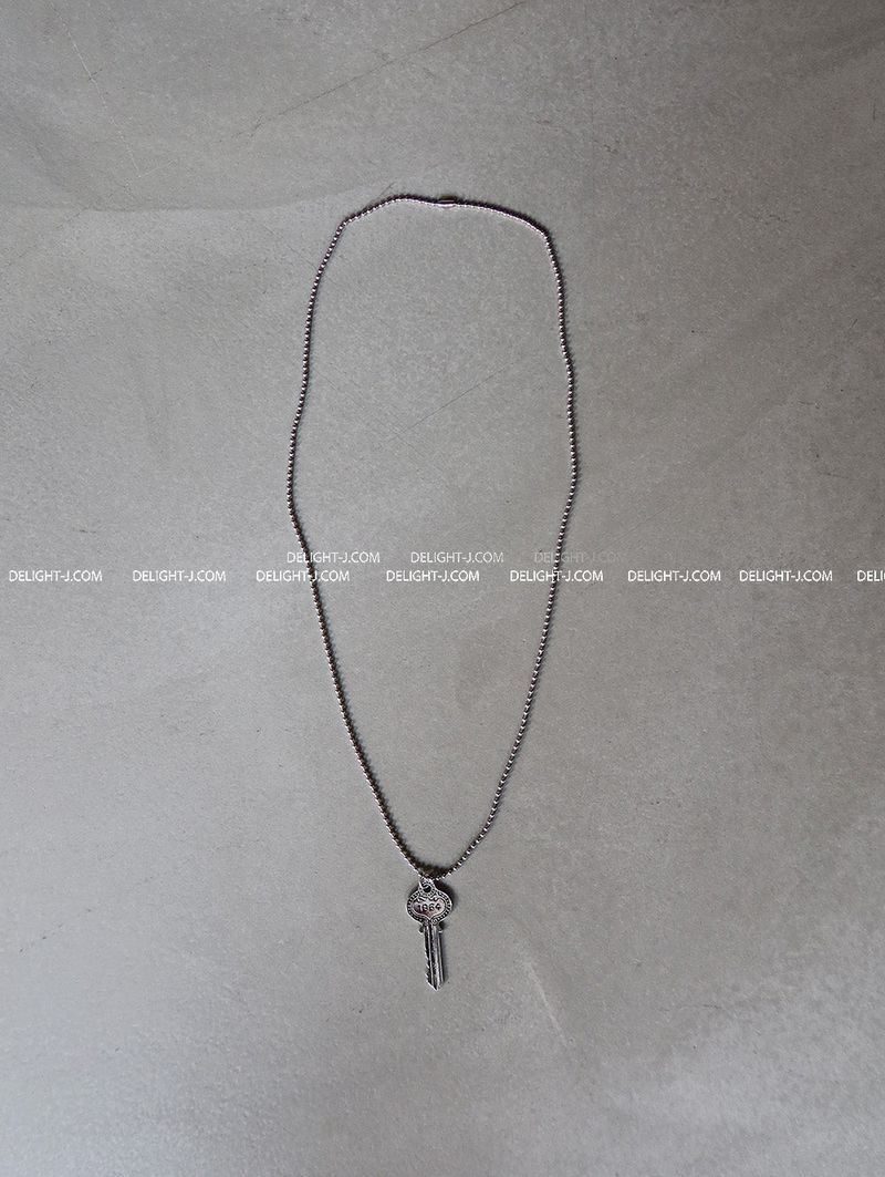 KEY Vintage Long Necklace