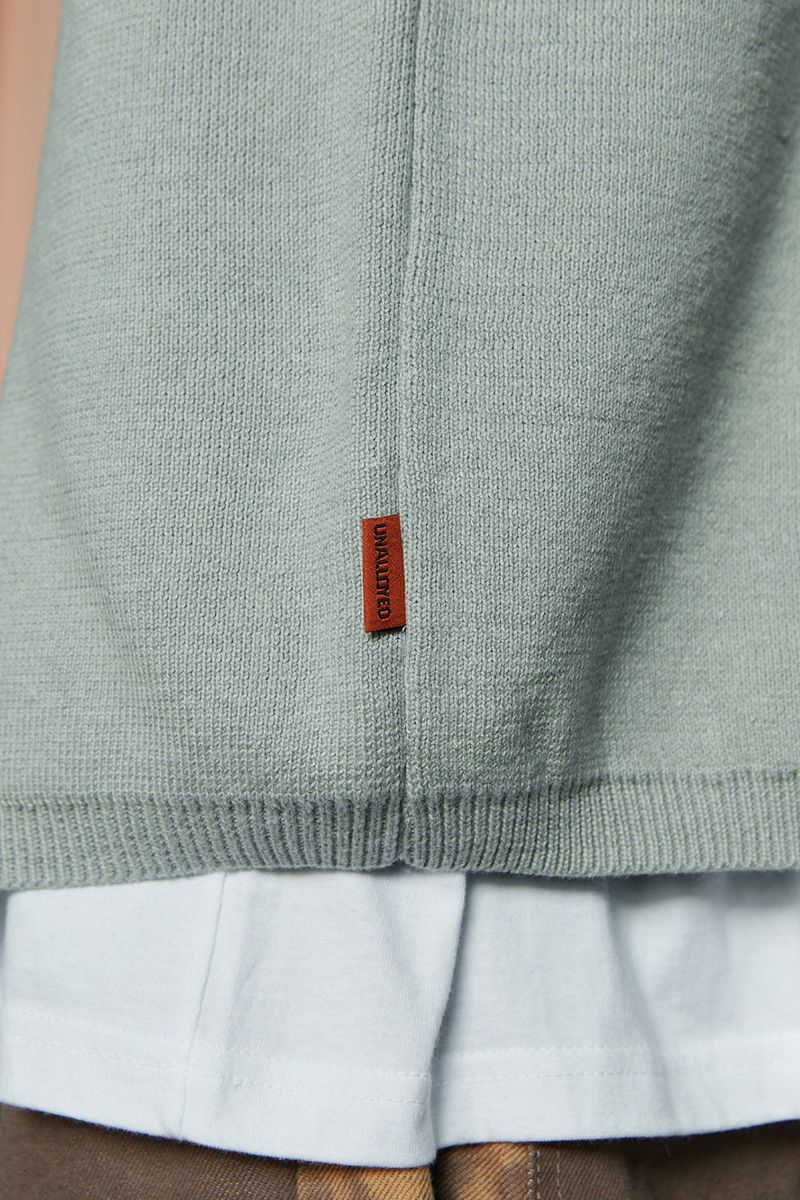 LINE GRAPHIC KNIT / GREY