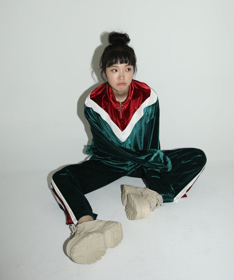 velvet training zip-up top-GREEN