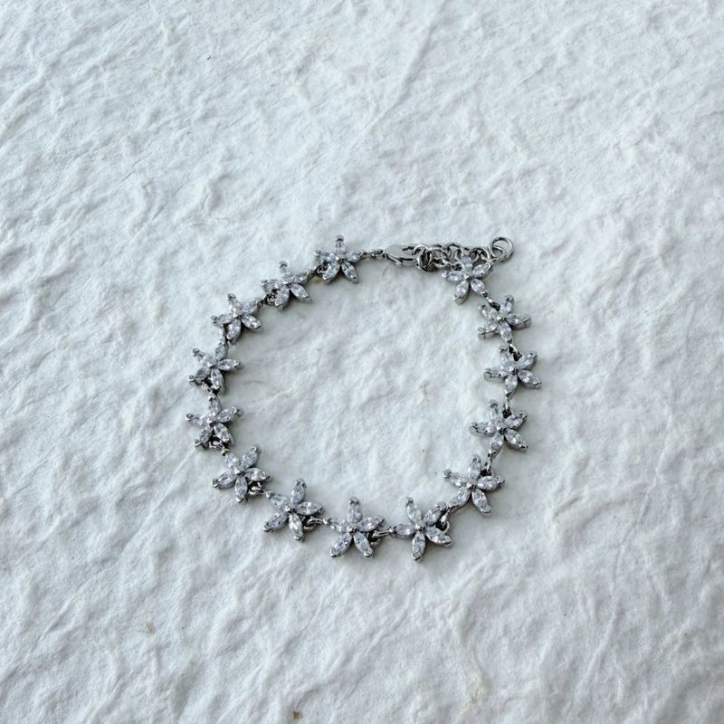 Crystal Bloom Bracelet
