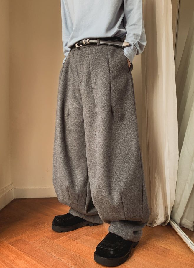 Comel Wool Balloon Slacks
