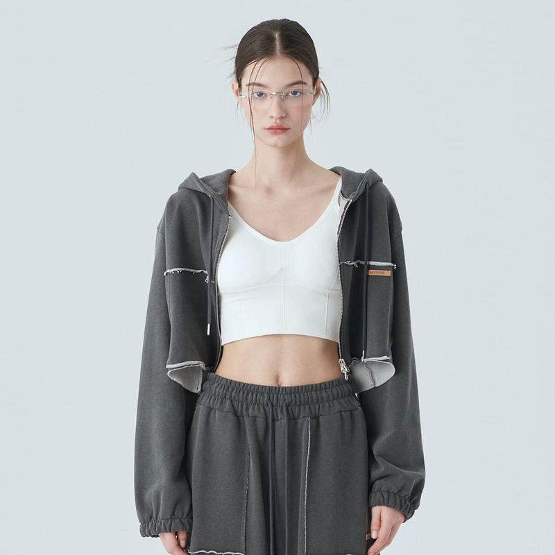 MOIFAIRE（モイフェア）の「PIGMENT DYEING HOODIE ZIP-UP / CHARCOAL（Tops）」