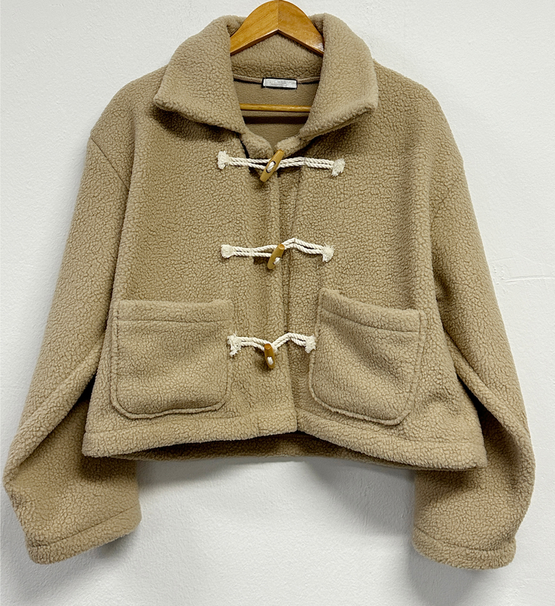 SHEEP FUR SEMI CROPPED TTEOKBOKKI COAT 🤎🤍🧸4COLOR