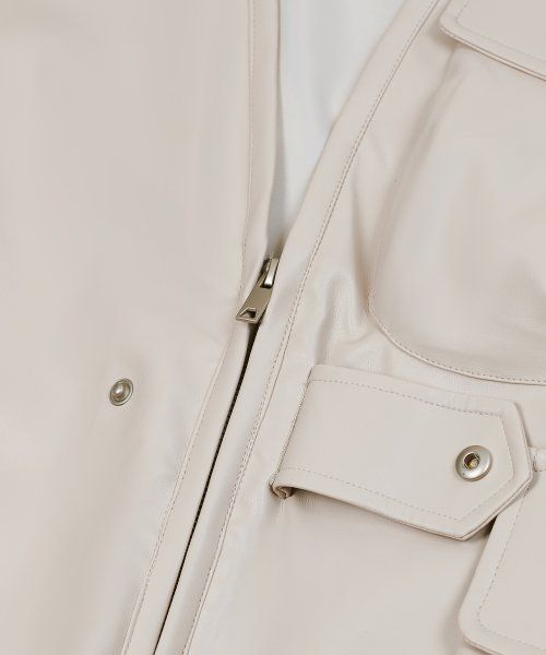 87-STAN024 [Vegan Leather] Multi Pocket Leather Vest Ivory