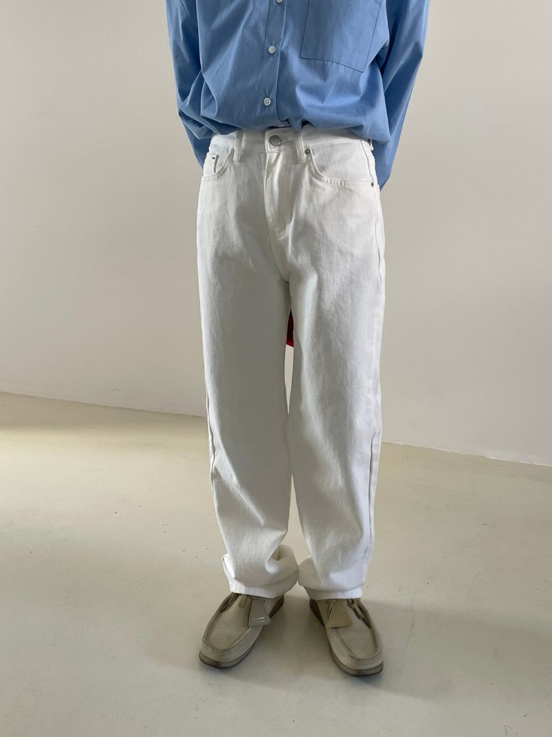 Plain straight white pants
