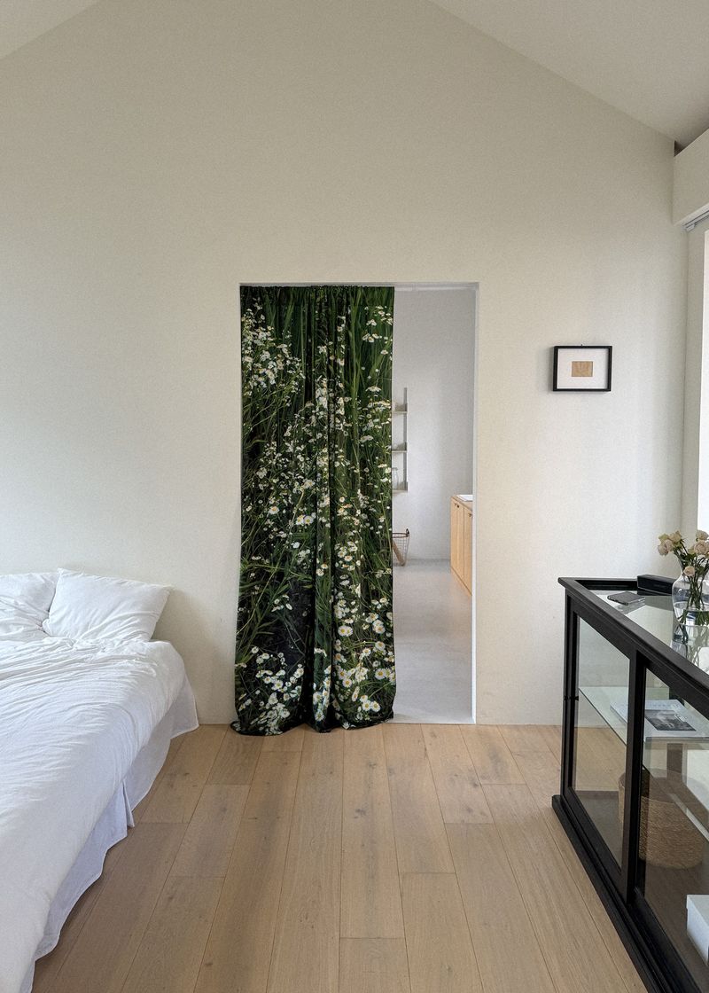 green grassy curtain