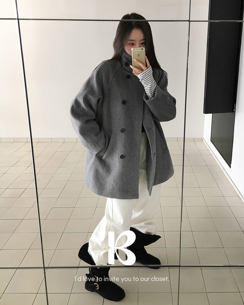 [ORIGINAL] HOLES HIGH NECK MEDIUM COAT