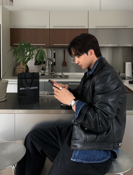 LOOKPLE（ルックプル）の「Divine Semi-Cropped Leather Bruson Jacket（Jackets/Outerwear）」