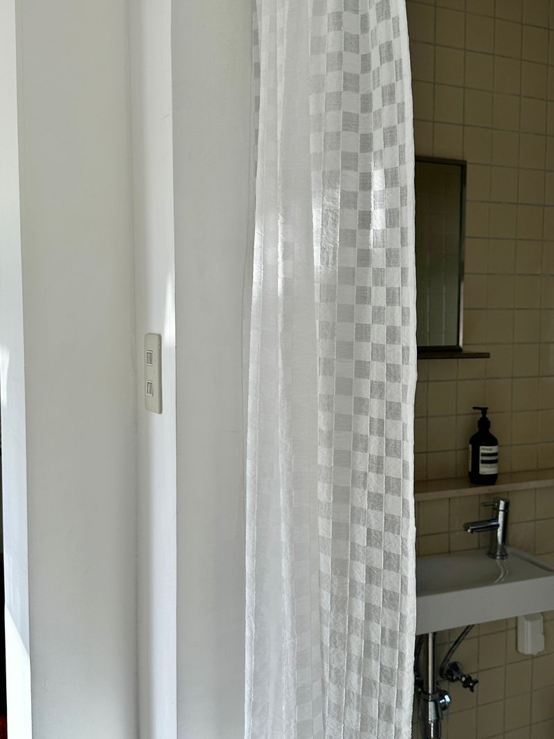 CLEAR CHECK CURTAIN