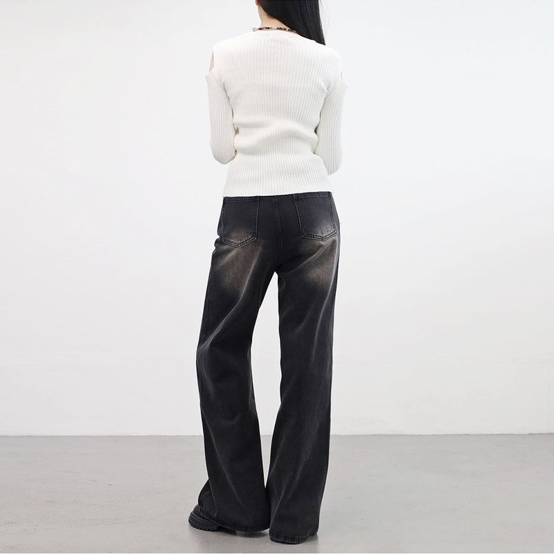 trun shoulder cut-out knitwear
