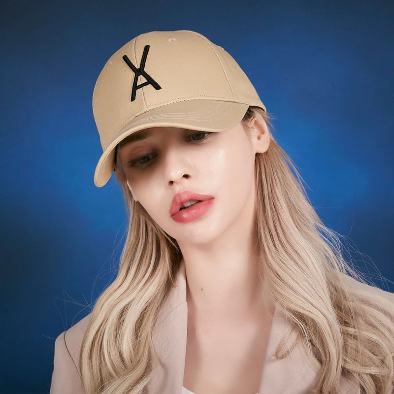 VA Big logo over fit buckle cap BEIGE