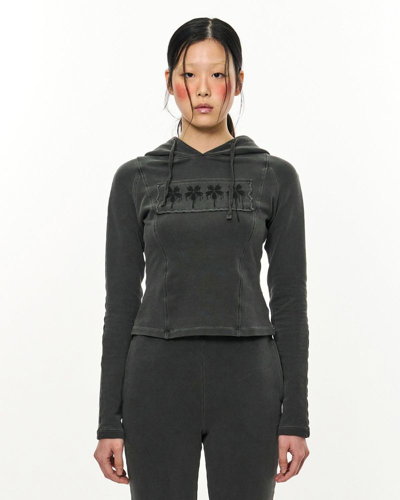 KIMZISU（キムジス）の「Patch Slim Hoodie _ Dark Grey（Tops）」
