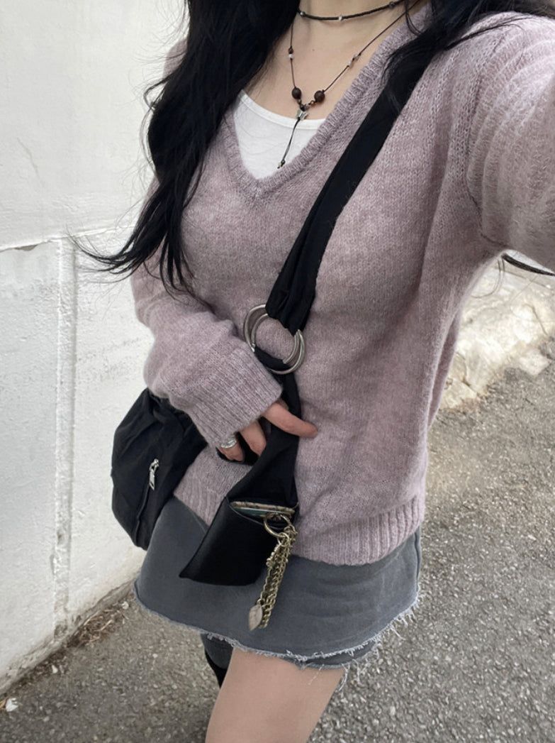 Basic alpaca v-neck knit