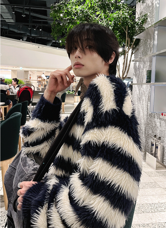 COSYHARU（コシハル）の「ベロルアンゴラニット（トップス）」