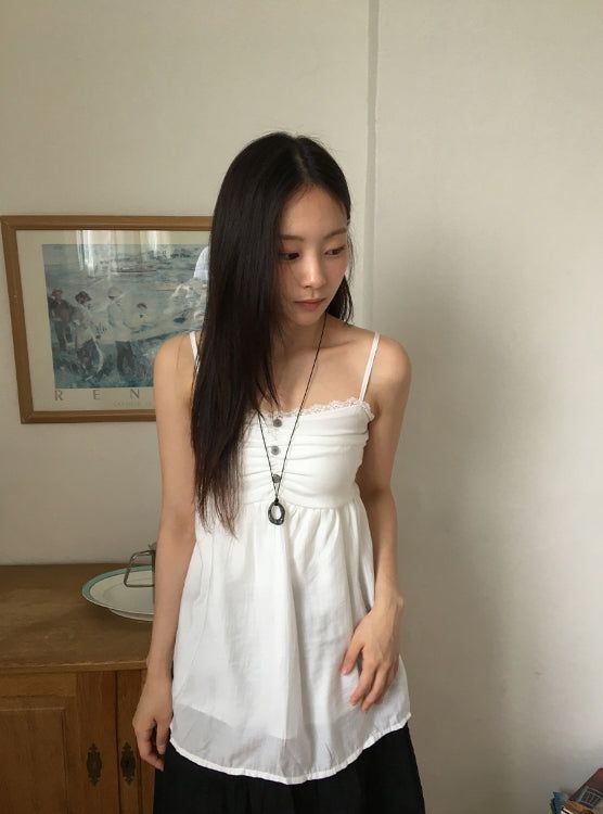 BAON（バオン）の「Yura Lace Smoke Back Shirring Sleeveless Bustier（Tops）」