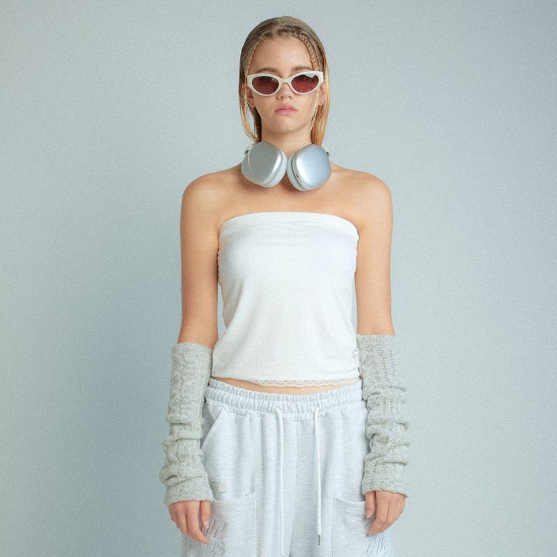 SIWL107(シウォル107)の「logo lace bra top (white)(Tops)」