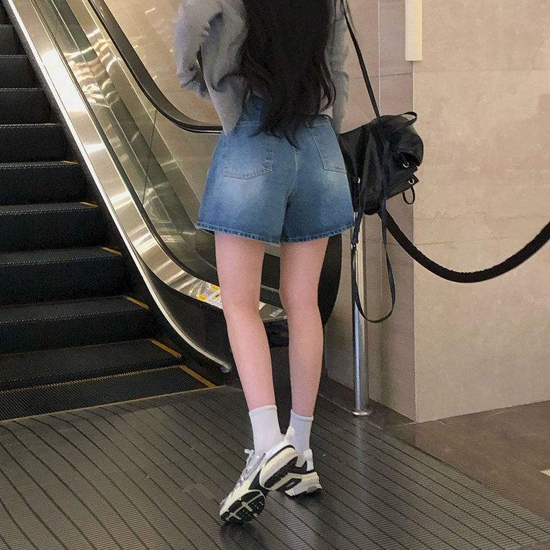 [BELLIDE MADE] Pintuck A-line denim shorts