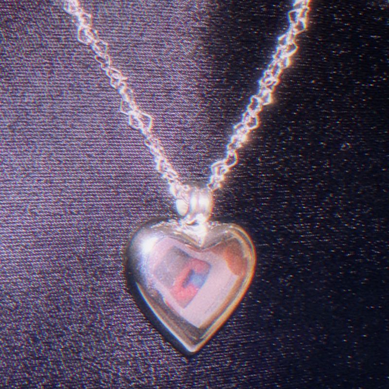 fall in love necklace