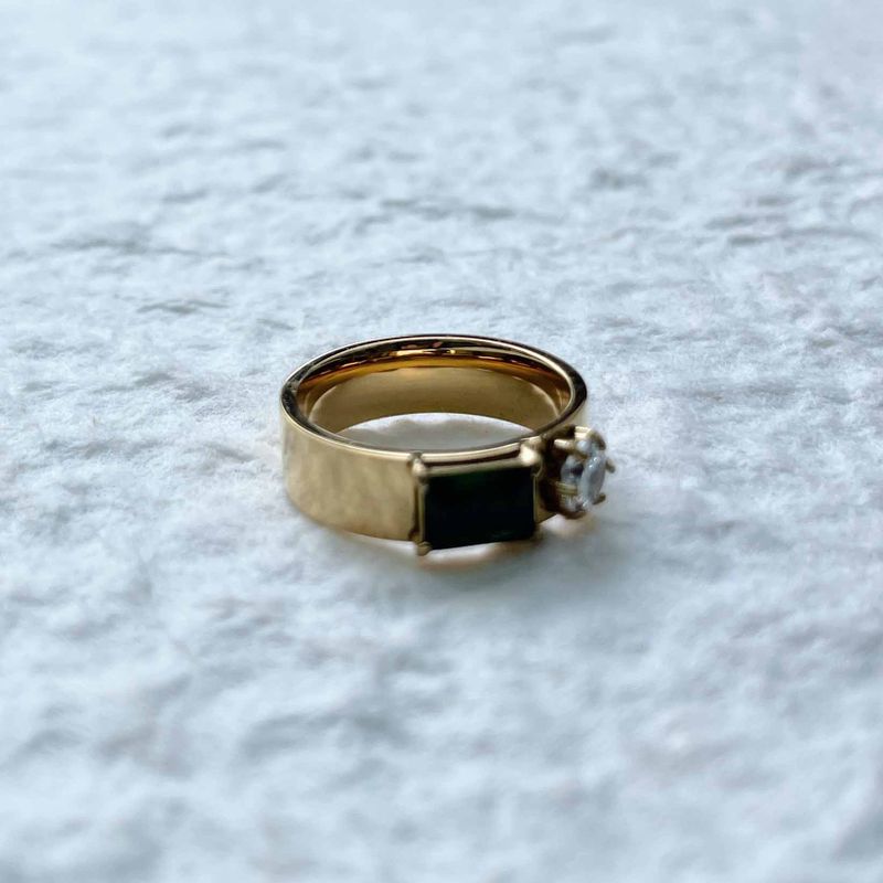 Asymmetric Gem Ring