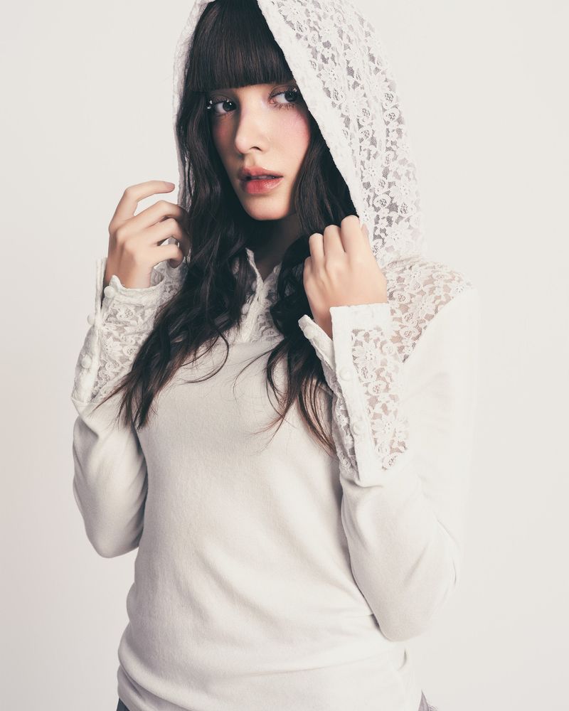 button lace hoodie top long ver. / white