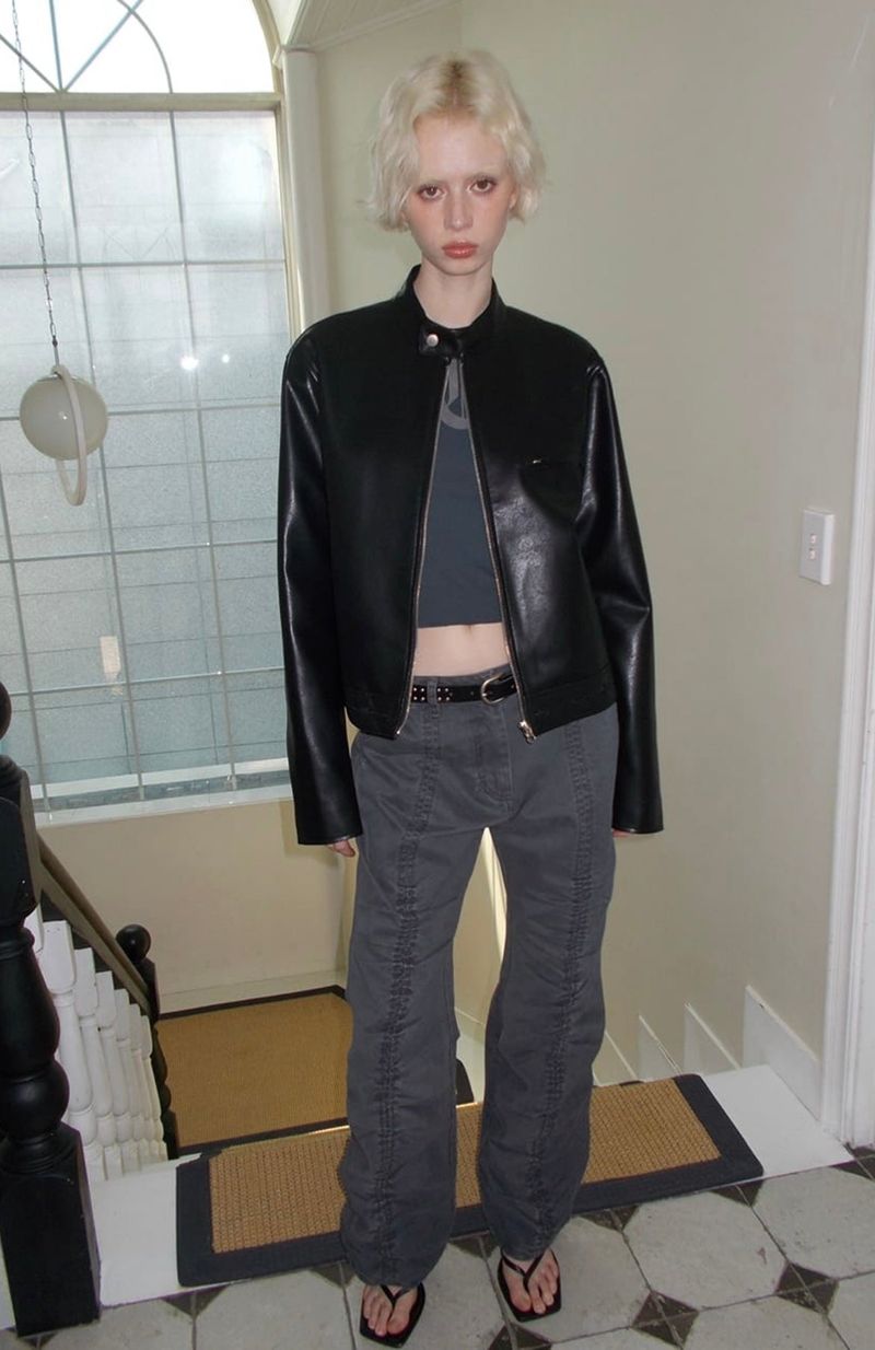 C SHIRRING DETAIL PANTS_CHARCOAL