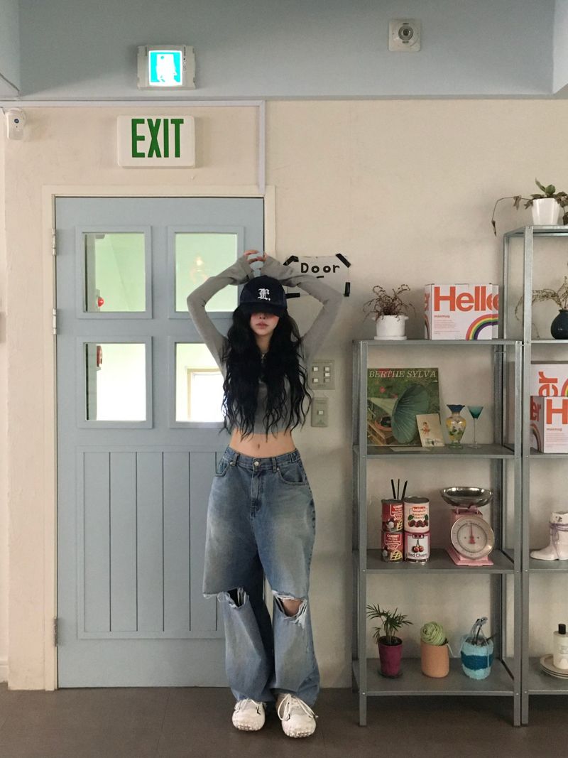 Gray shoulder crop hoodie