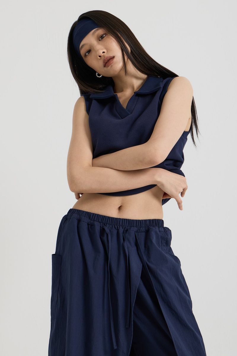Sleeveless collar vest, Navy