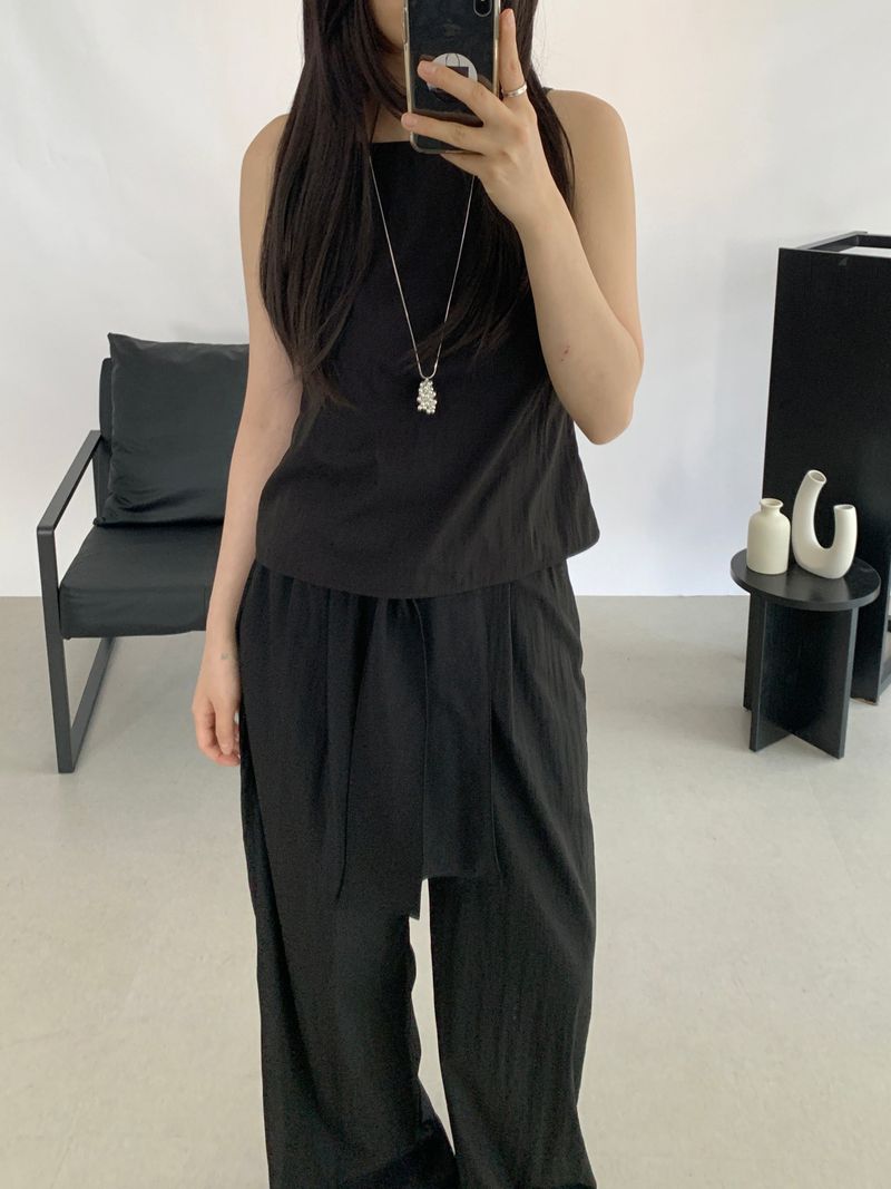 Raina halterneck sleeveless blouse