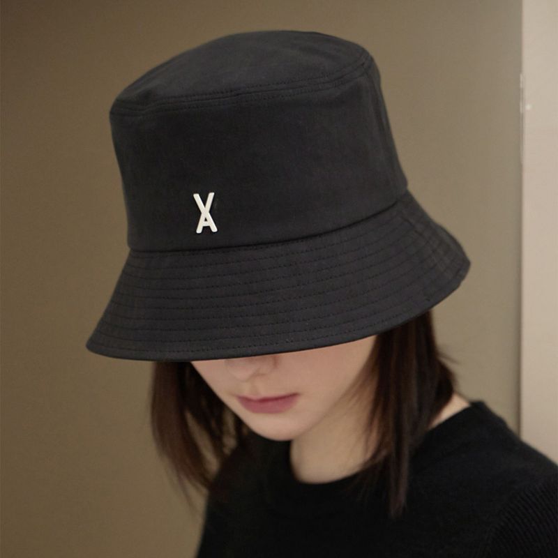 VA Stud Basic Bucket Hat / Black